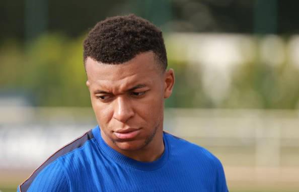 Góc Nhìn MMOO: L'Equipe: Mbappe xuất hiện triệu chứng giống cúm, sẽ vắng buổi tập ĐT Pháp thứ