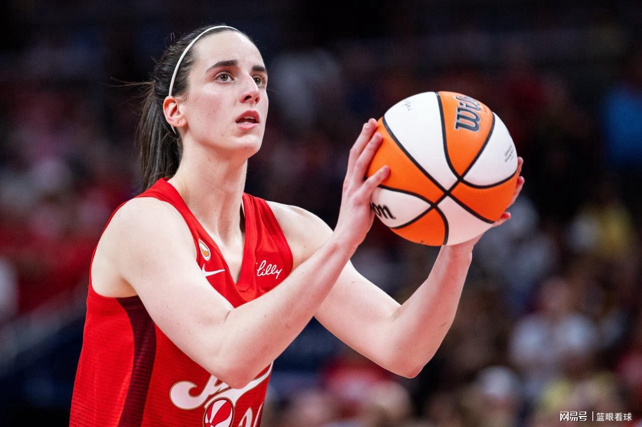 Góc Nhìn MMOO: Clark: Chứng minh bóng rổ nữ cũng có thị trường, kéo tỷ suất người xem WNBA bay ca